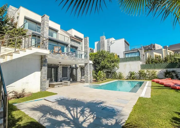 House - Yalikavak Centre, Private Poolouse